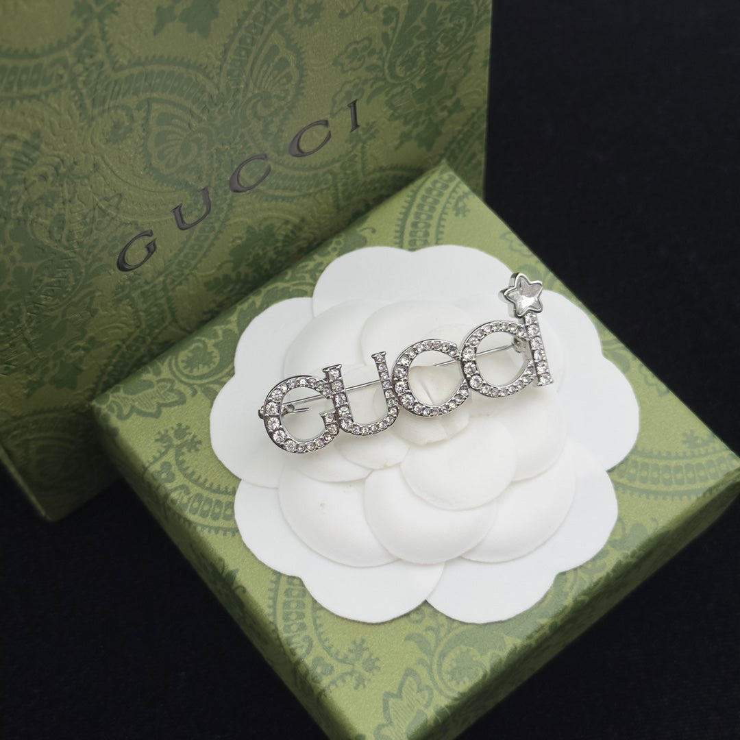 Gucci Brooch Silver 184046