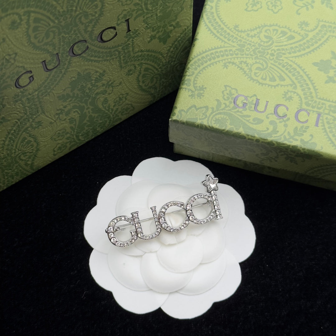 Gucci Brooch Silver 184046