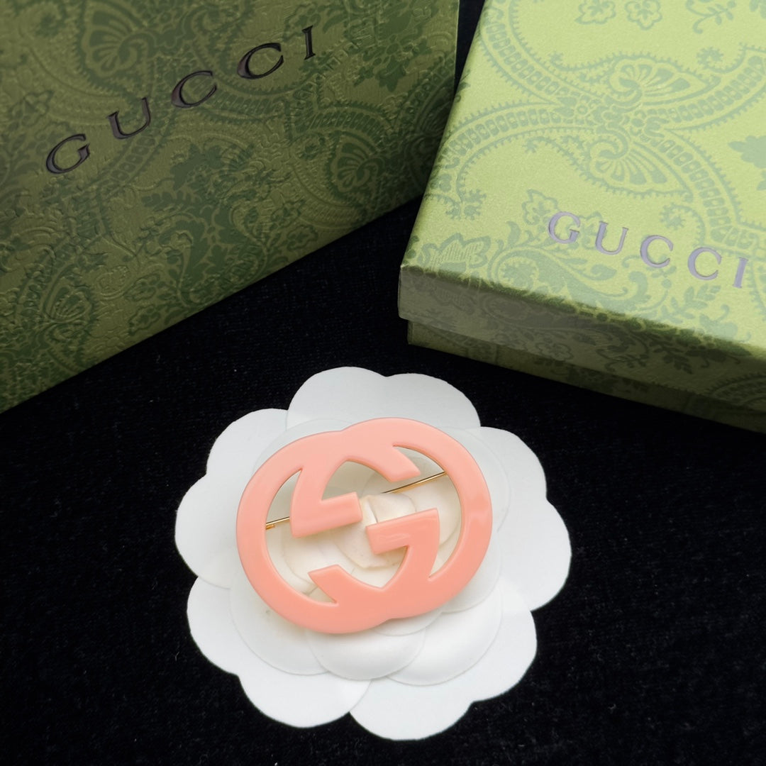 Gucci Brooch Pink 184040