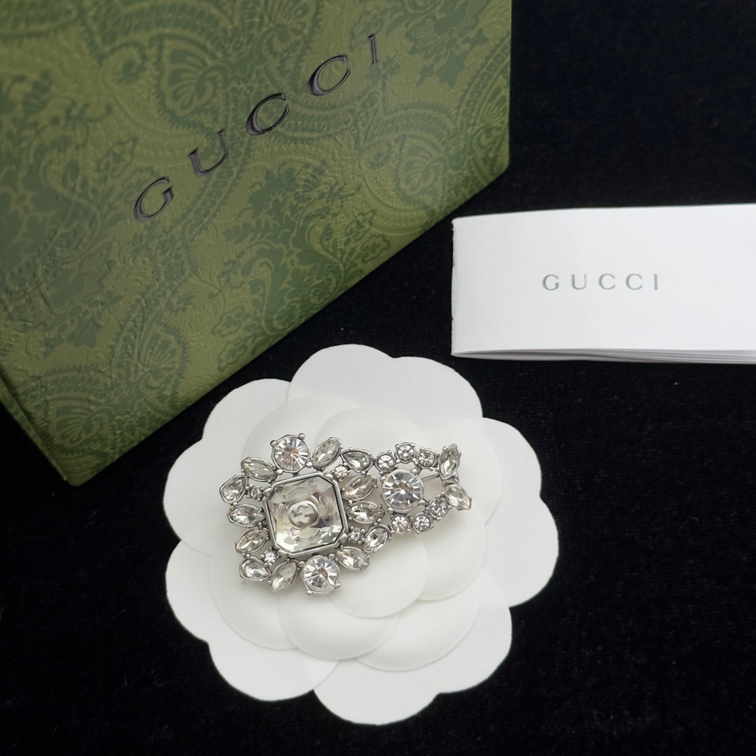 Gucci Brooch Silver 184402