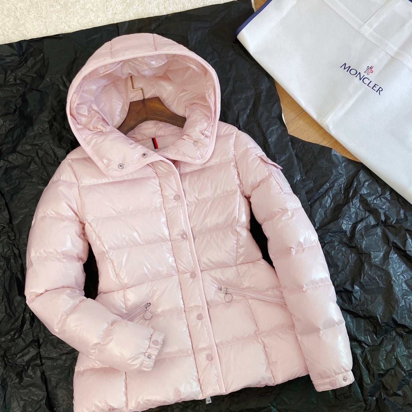 Moncler 2025 Barante Jacket Pink Polyester Down