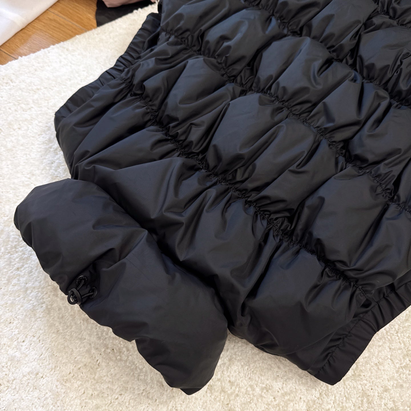 Moncler 2025 Apriate Vest Black Polyester Down