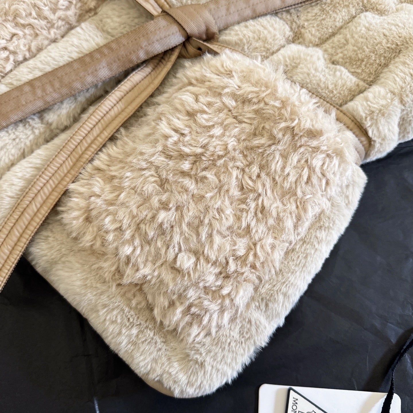 Moncler 2025 Joui Faux Vest Light Beige Fur And Teddy Down