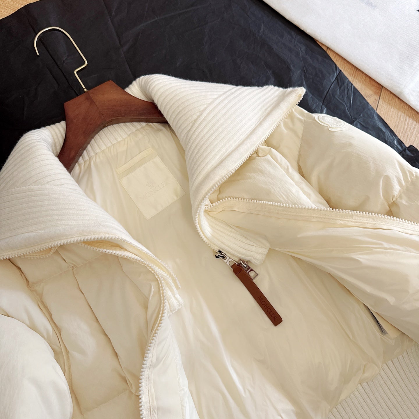 Moncler 2025 Jadeite jacket Off-white Down Wool