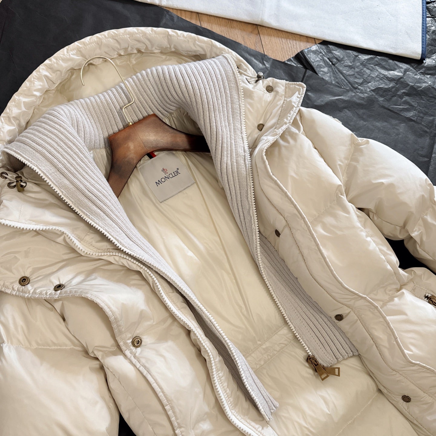 Moncler 2025 Chamer Wool-Trimmed Hooded Long Jacket Cream Down