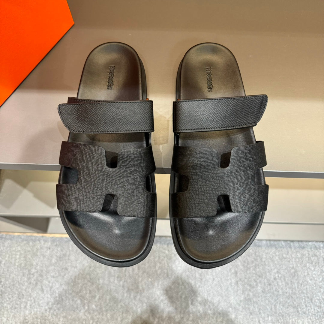 HM CHYPRE SANDAL BLACK EPSOM CALFSKIN