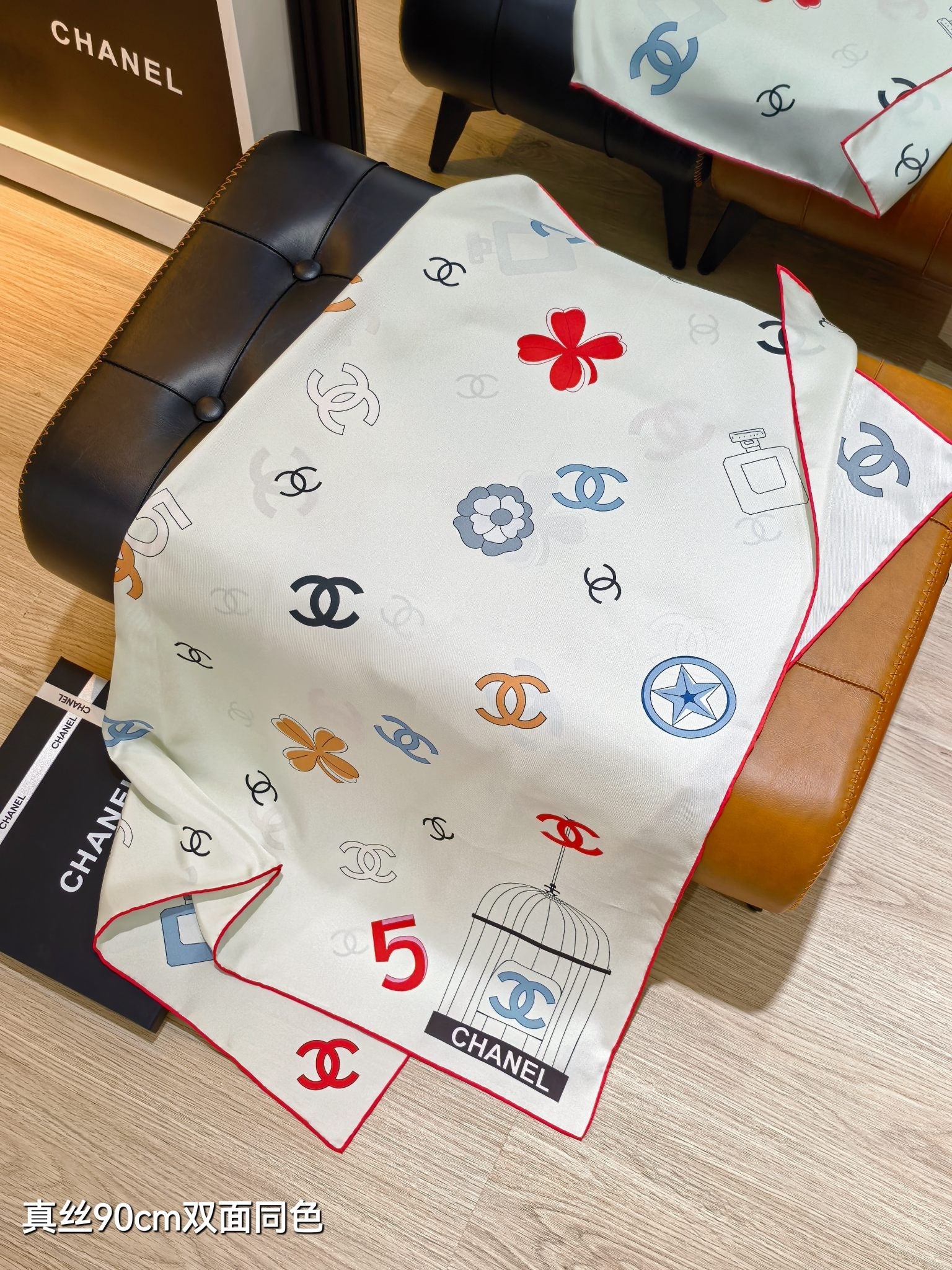 CC 25 Scarf 90CM In White Colorful Cashmere 293046