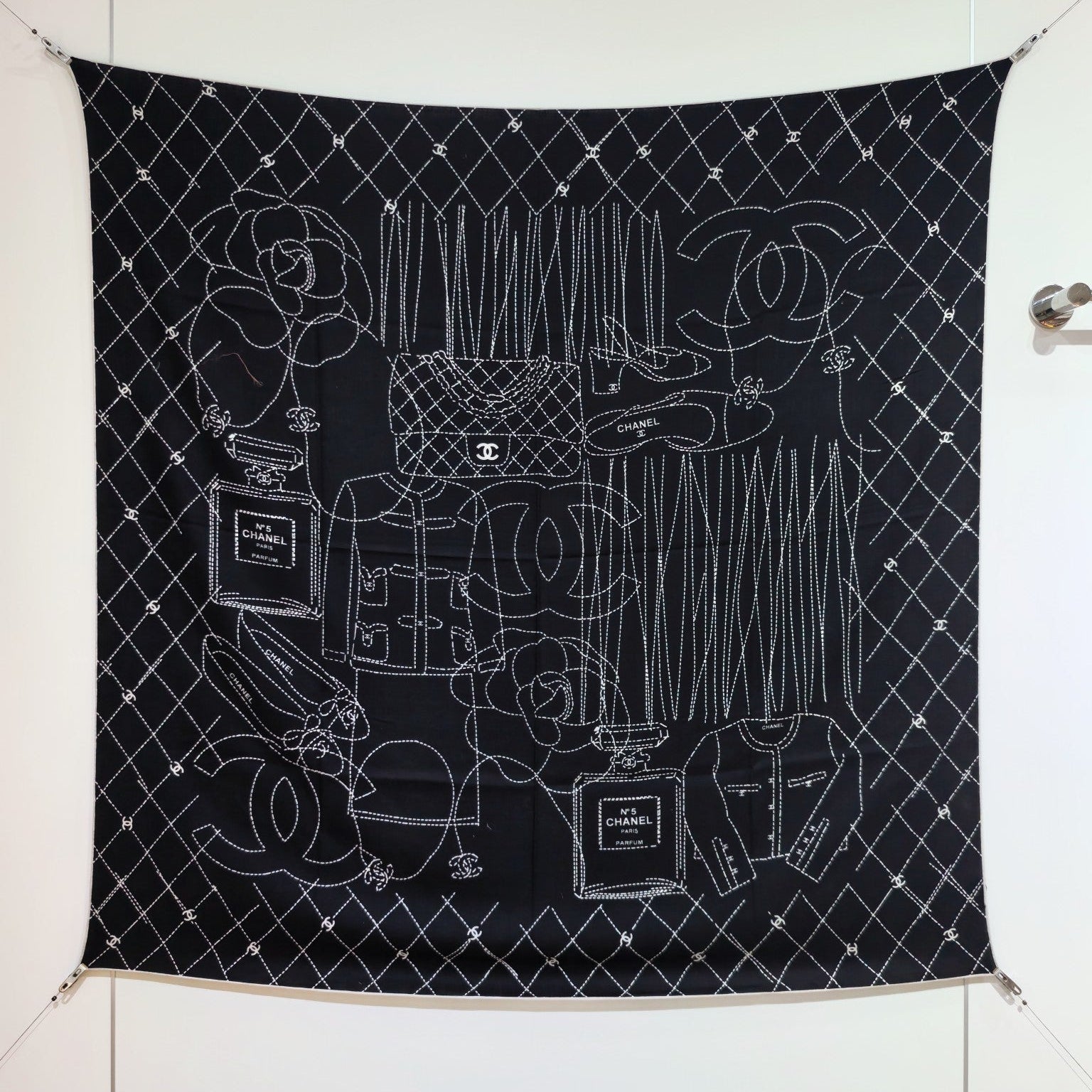 CC 25 Scarf 140CM Black Cashmere 293077