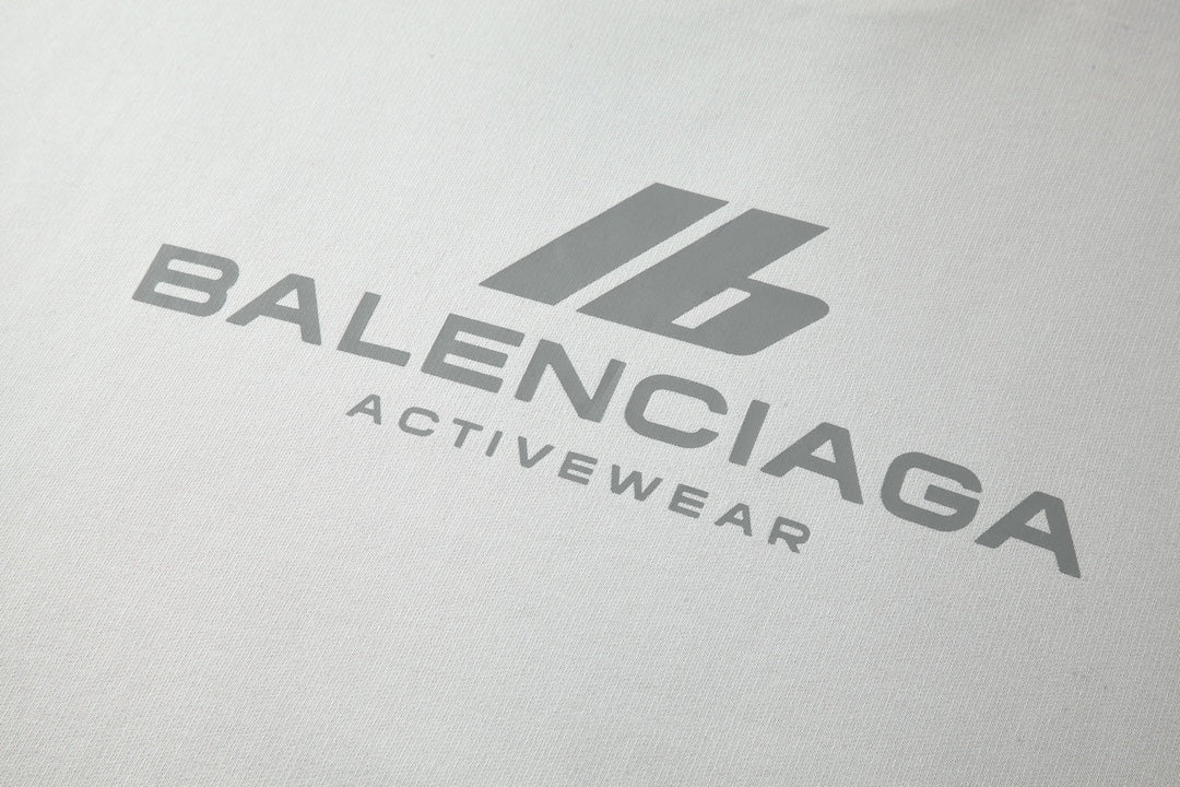 Balenciaga 25 Crew Neck Sweatshirt White Cotton 0004
