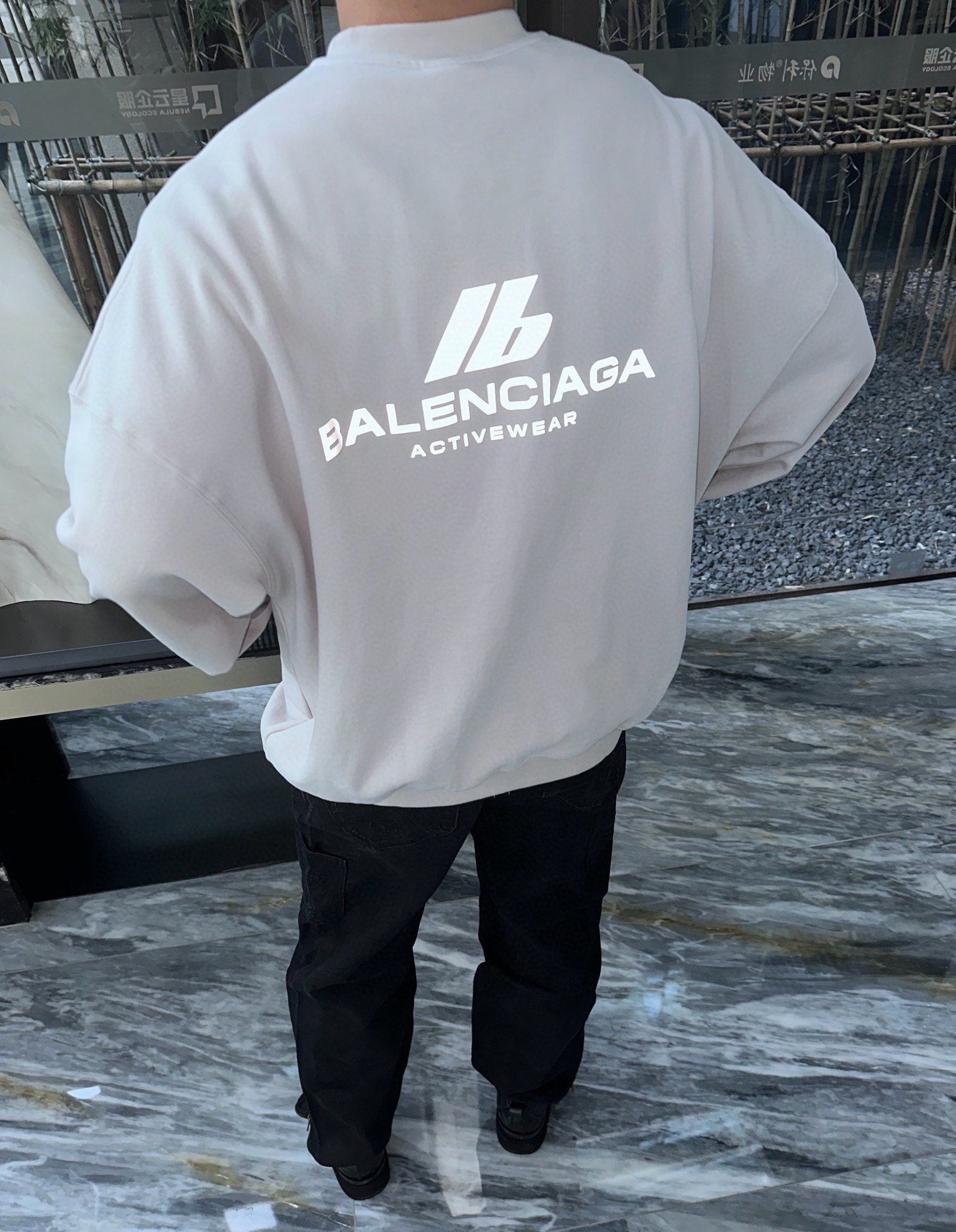 Balenciaga 25 Crew Neck Sweatshirt White Cotton 0004