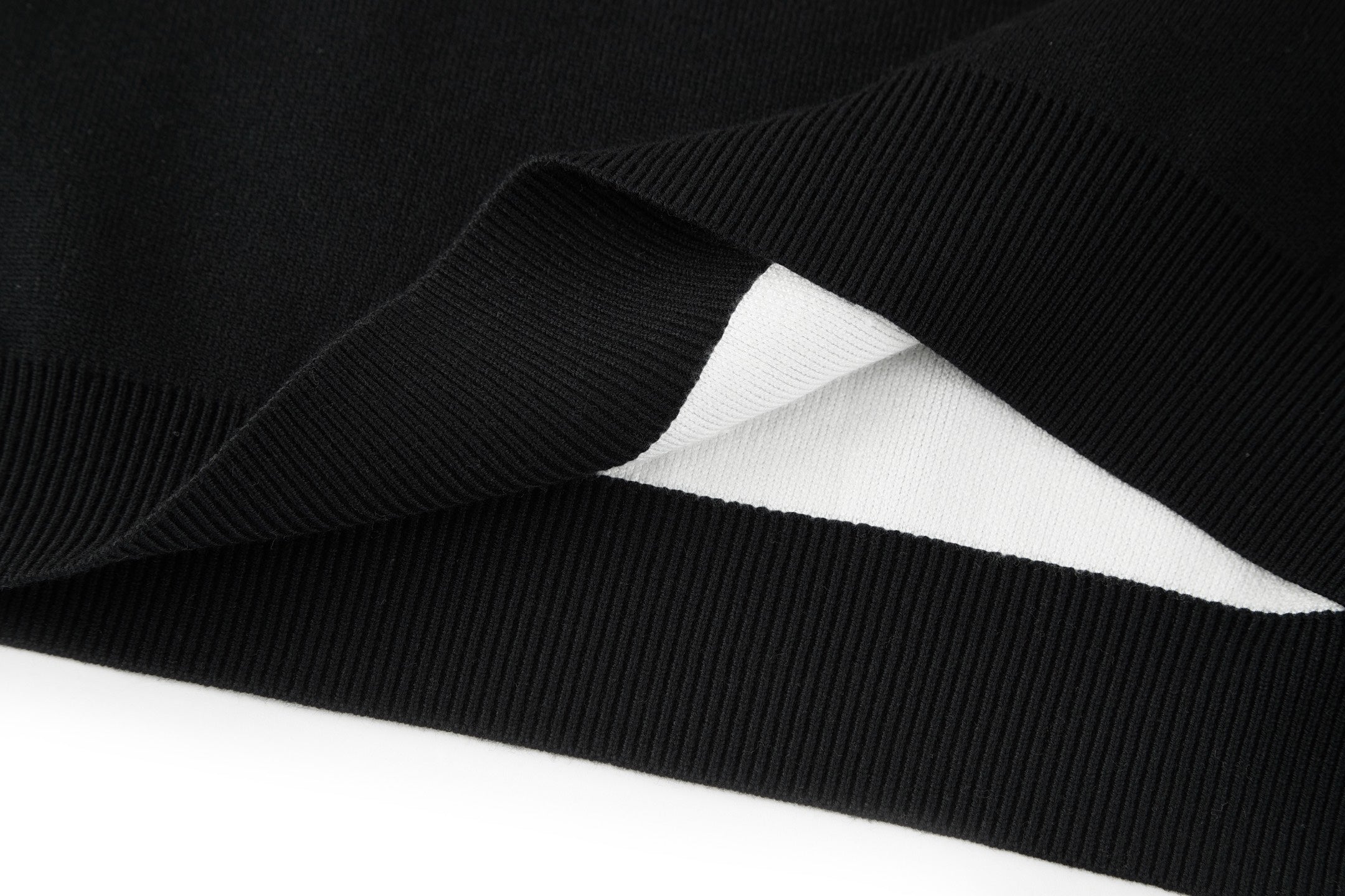 Balenciaga 25 Sweater Black Wool 0002