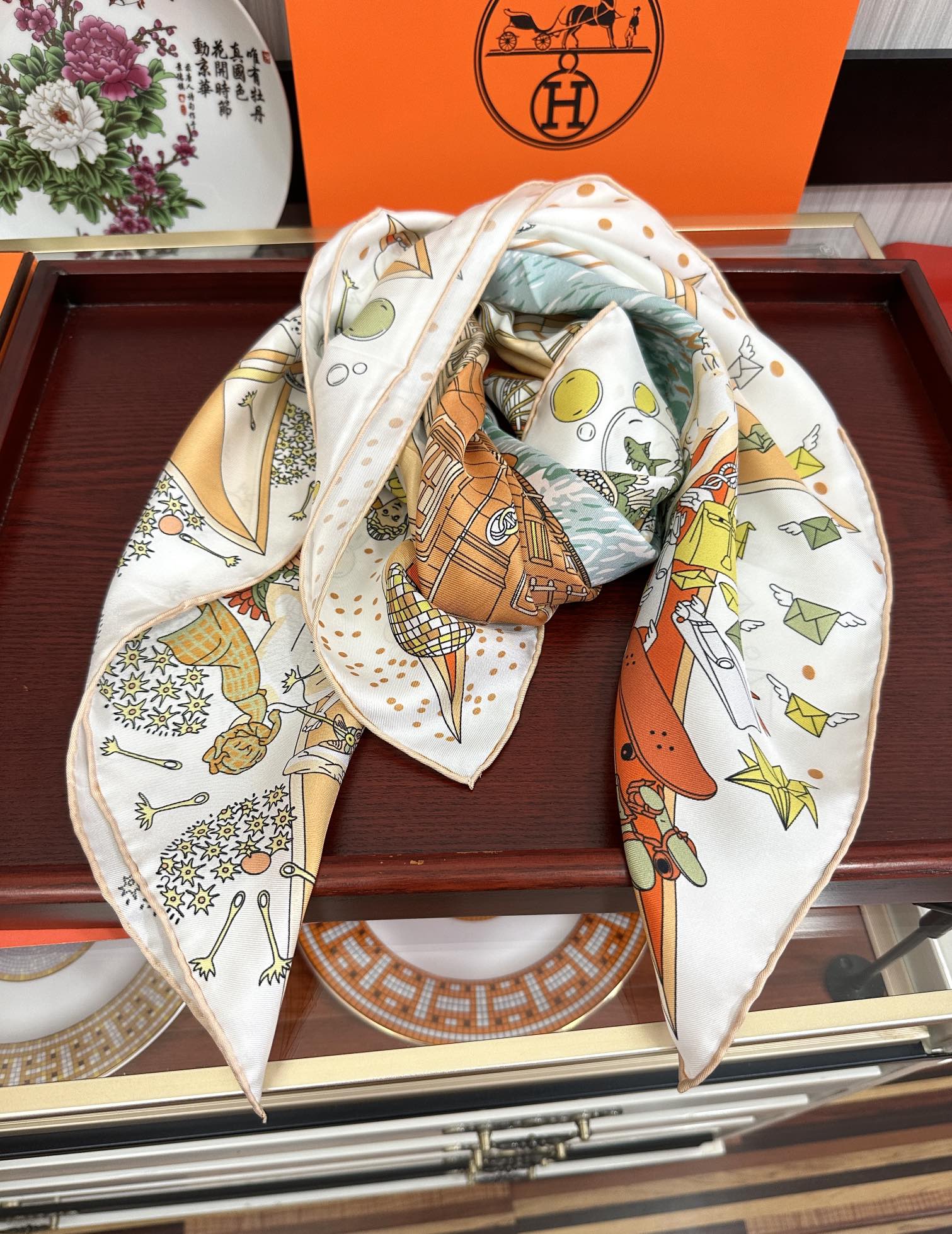 HM 25s Major Scarf 90cm Orange Beige Blue Cashmere 972937