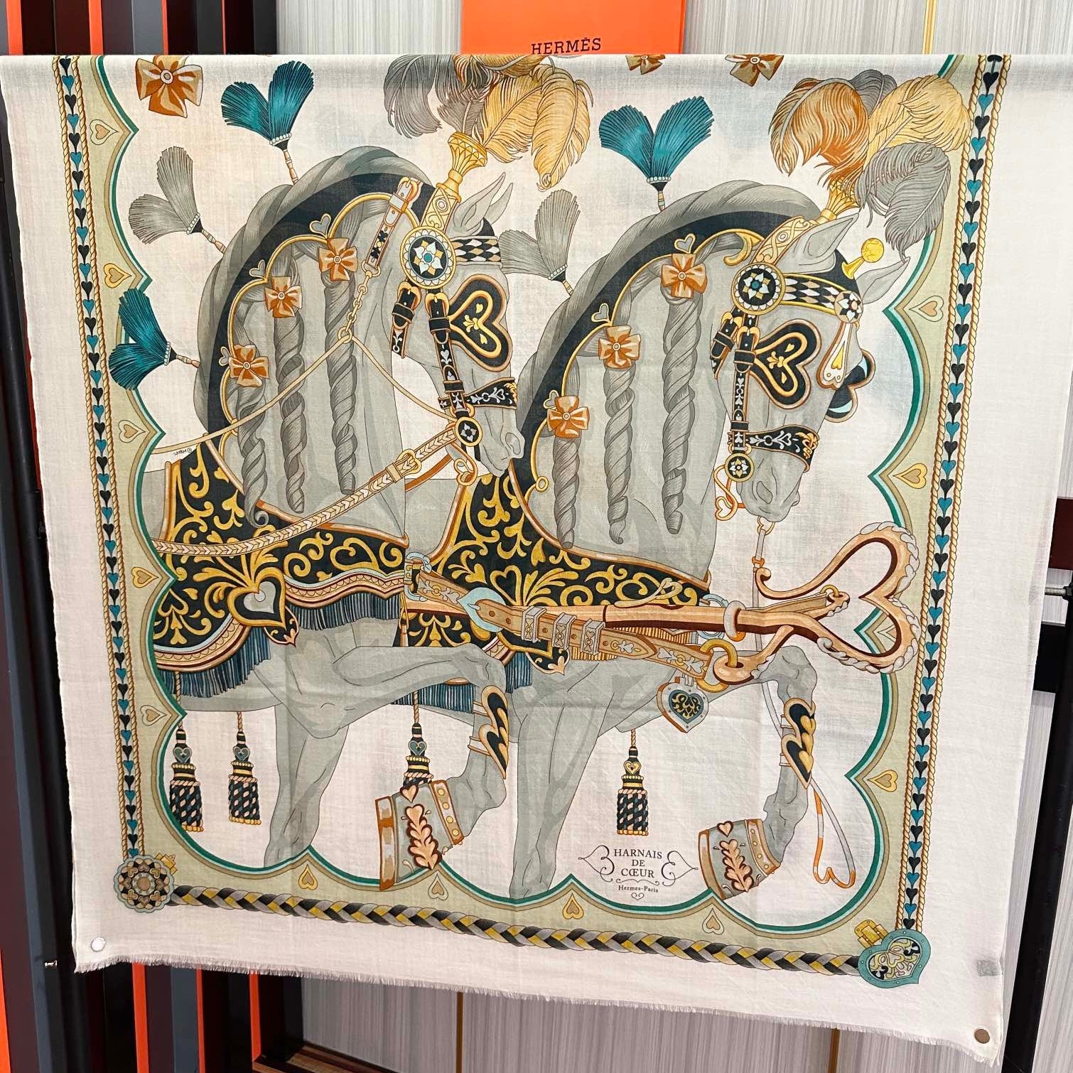 HM 25s Scarf 200cm White Beige Blue  Cashmere 976425