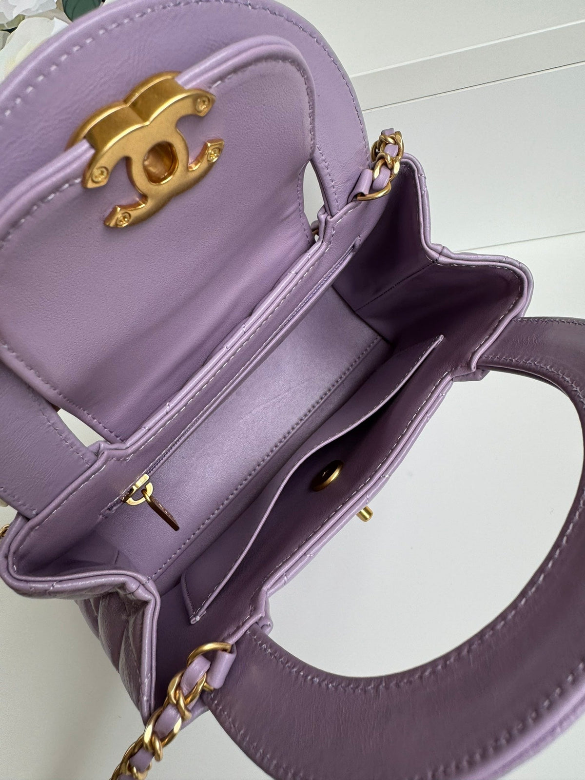 cc 24a nano 19cm kelly shopper bag violet lambskin