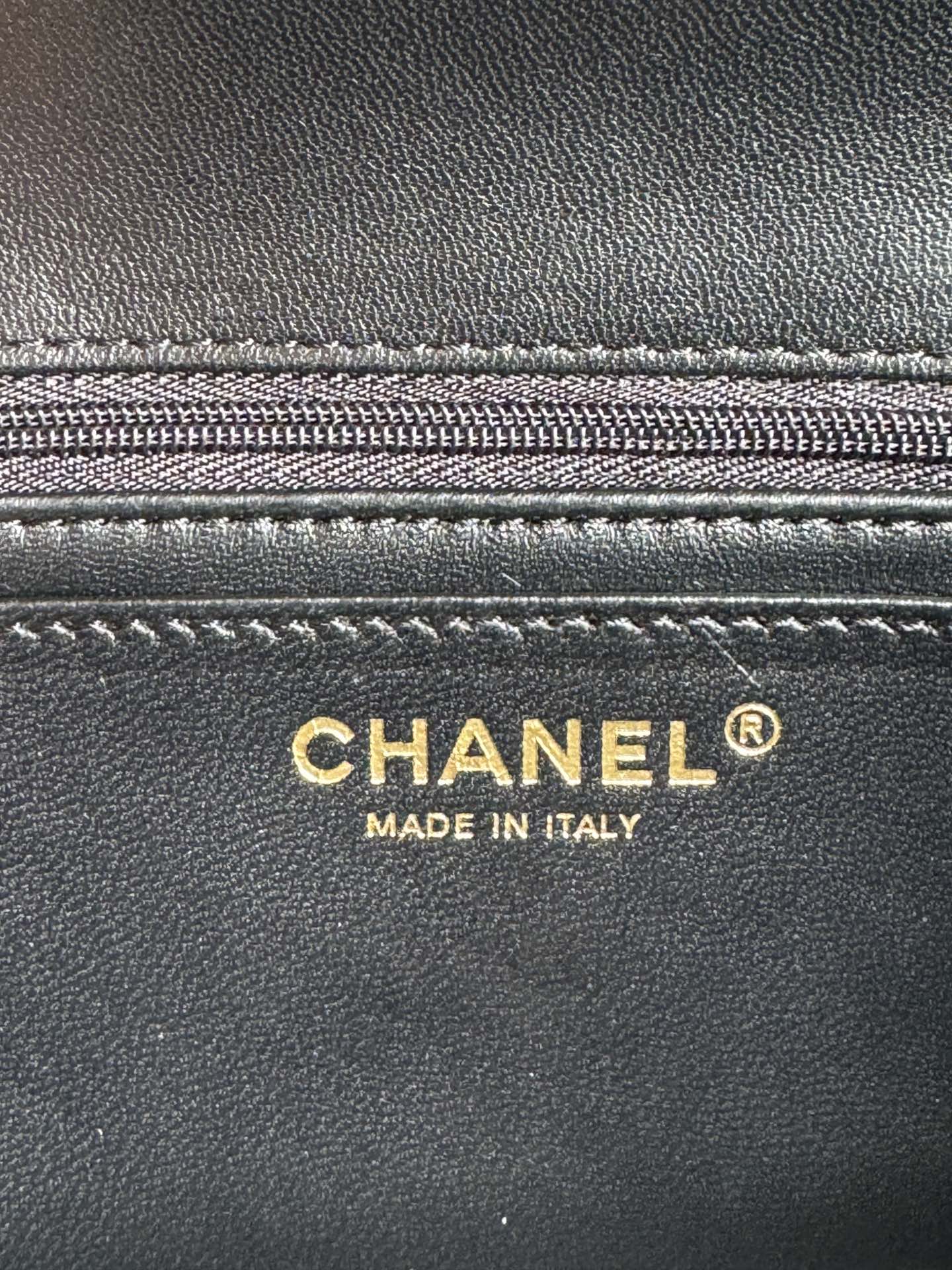 24c mini flap bag 20cm with top handle black lambskin