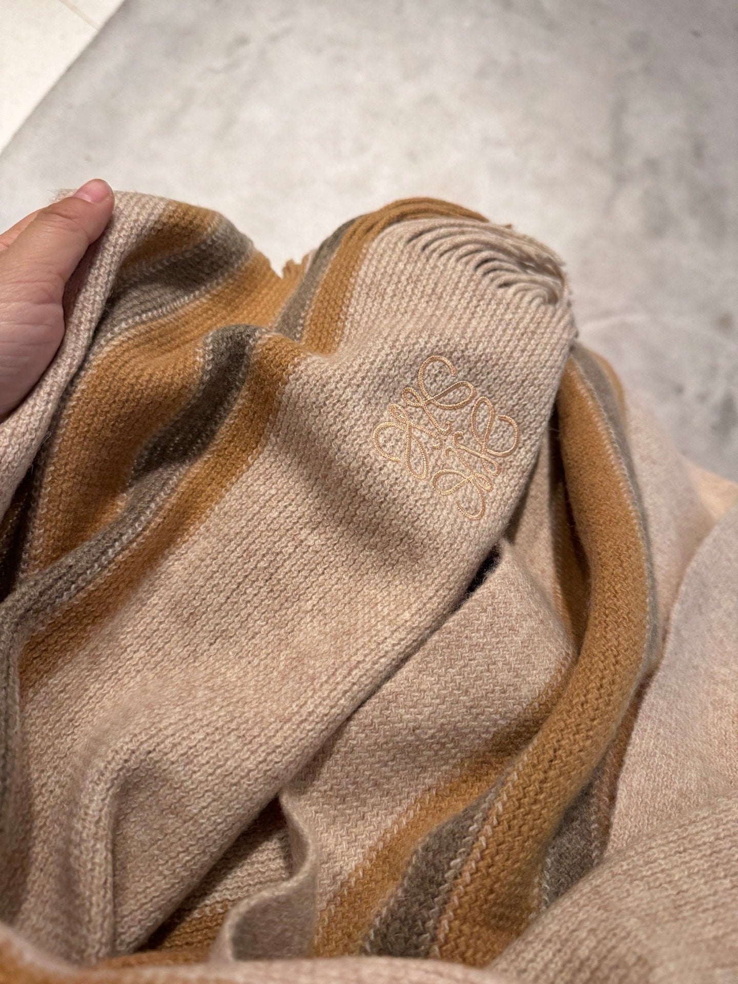 Loewe Scarf 180CM  Beige Camel Cashmere 968539