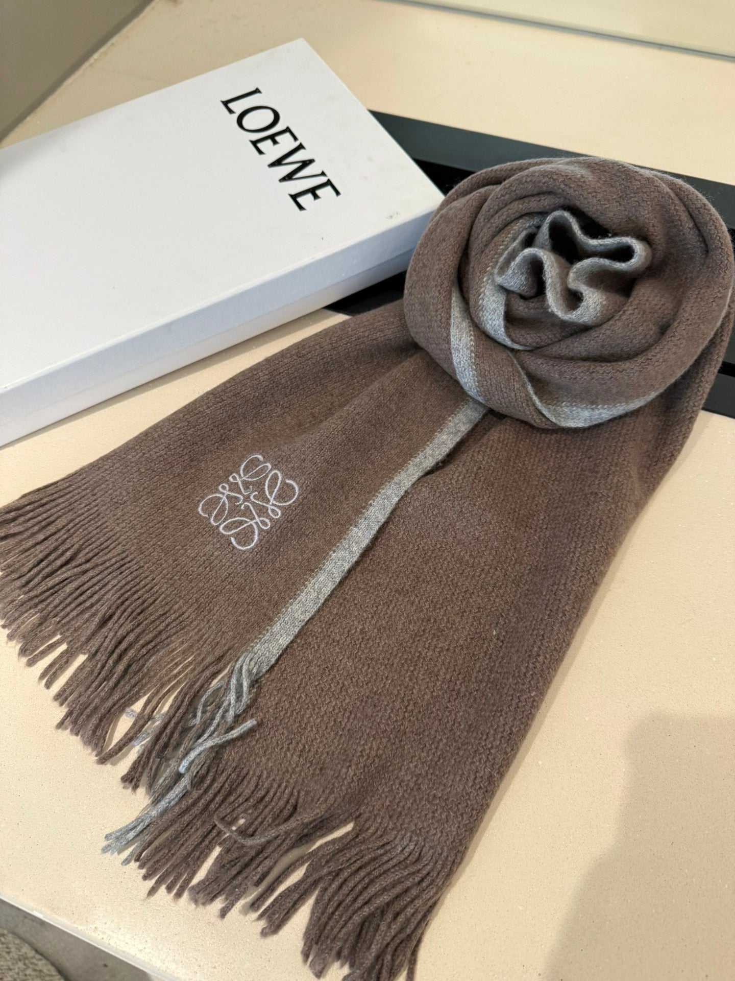 Loewe Scarf 180CM  Brown Cashmere 968541