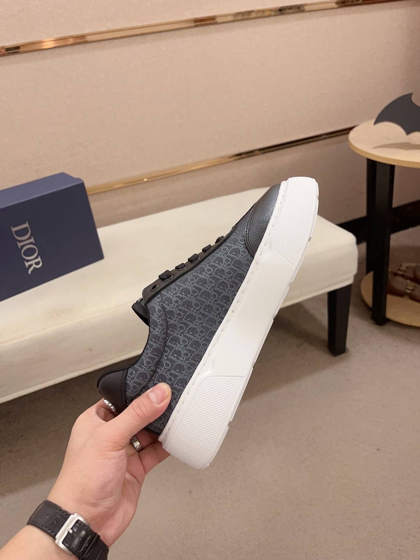 CD HOMME THICK-SOLE SNEAKERS BLACK CALFSKIN