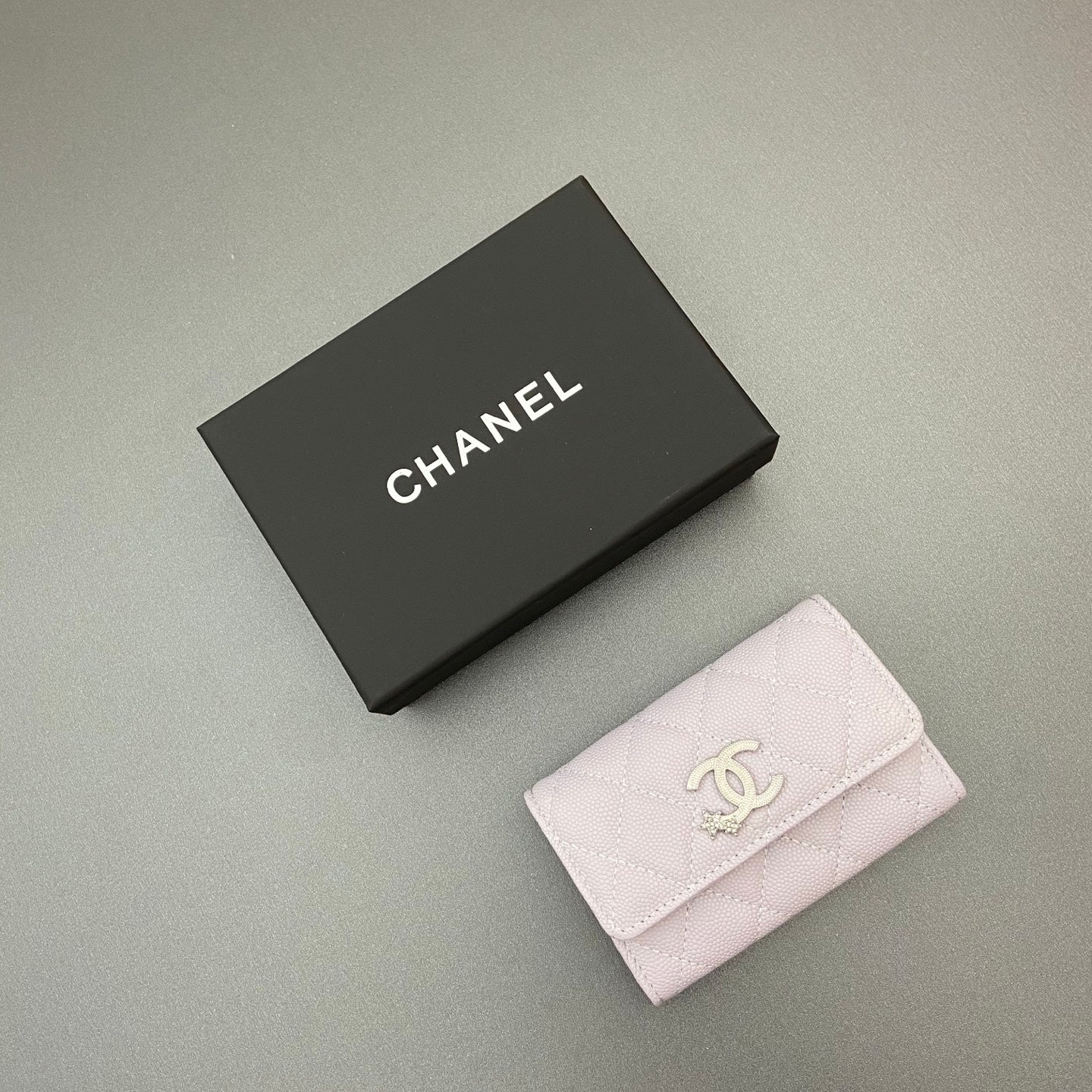 Chanel 25 Wallet With Star Logo 11cm Grained Calfskin 325087