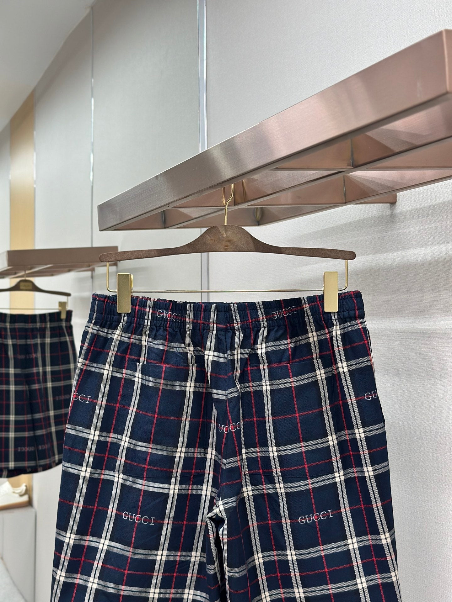 GC 2026 Men's Striped Shorts Navy Blue Red Cotton 699258
