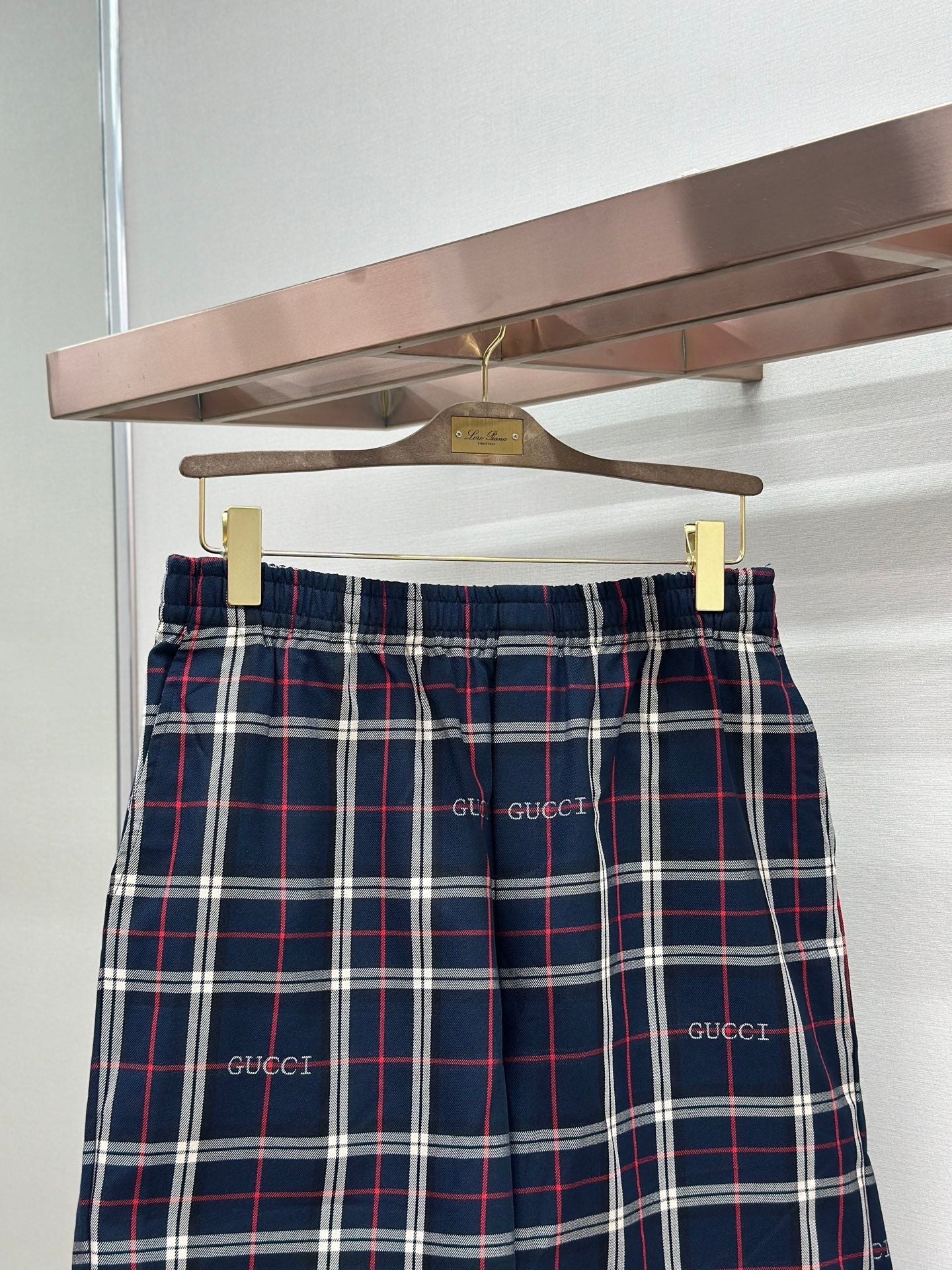 GC 2026 Men's Striped Shorts Navy Blue Red Cotton 699258
