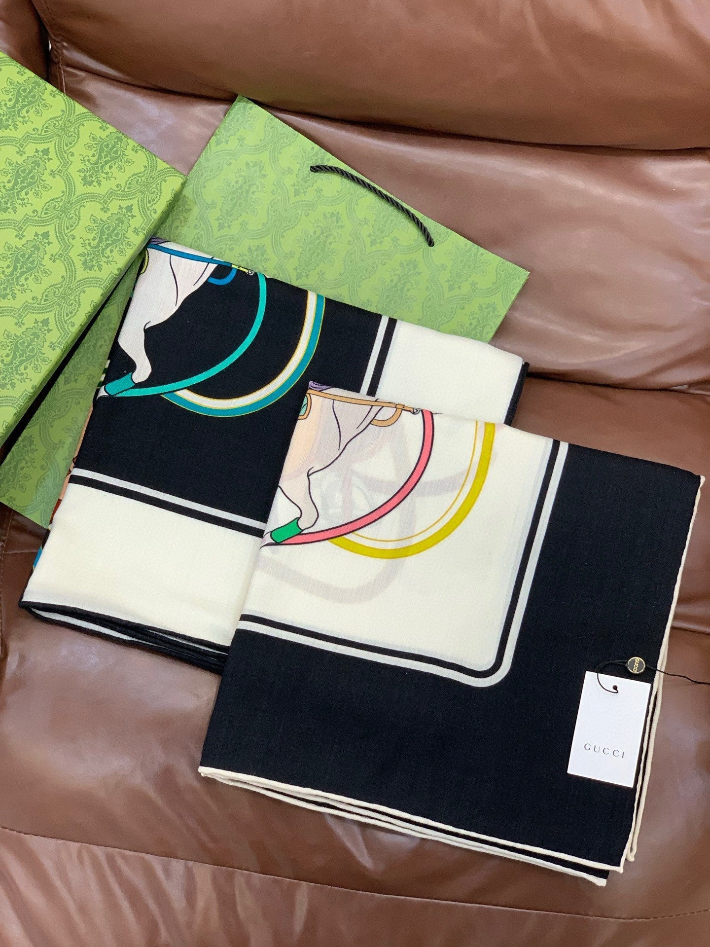 GG Horsebit 135CM White Black Cashmere Silk 275260