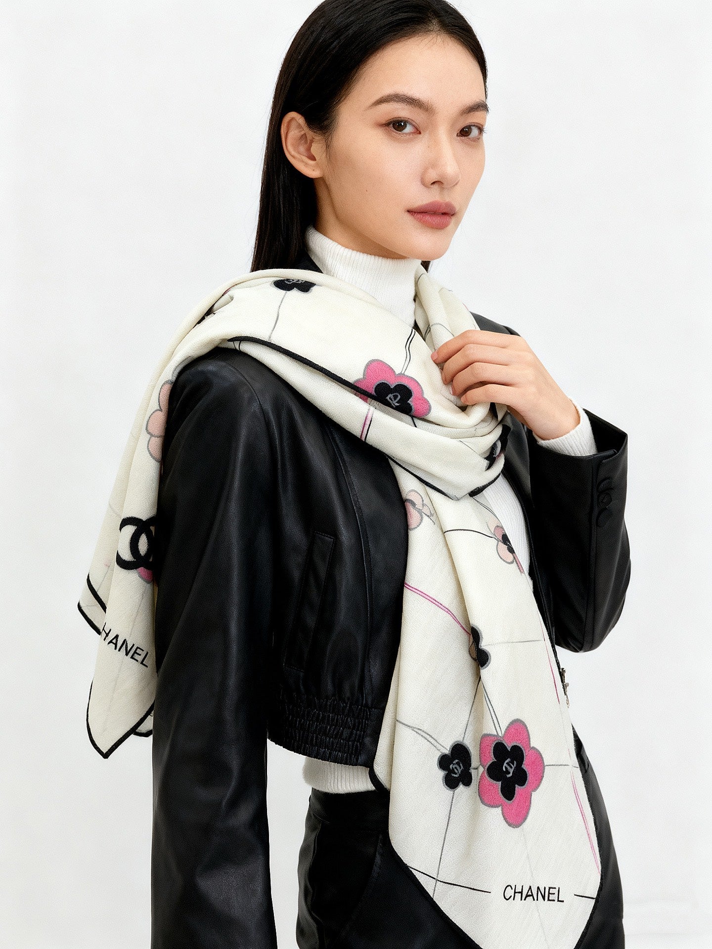 CC 25 Scarf 140cm White Pink Cashmere 293176