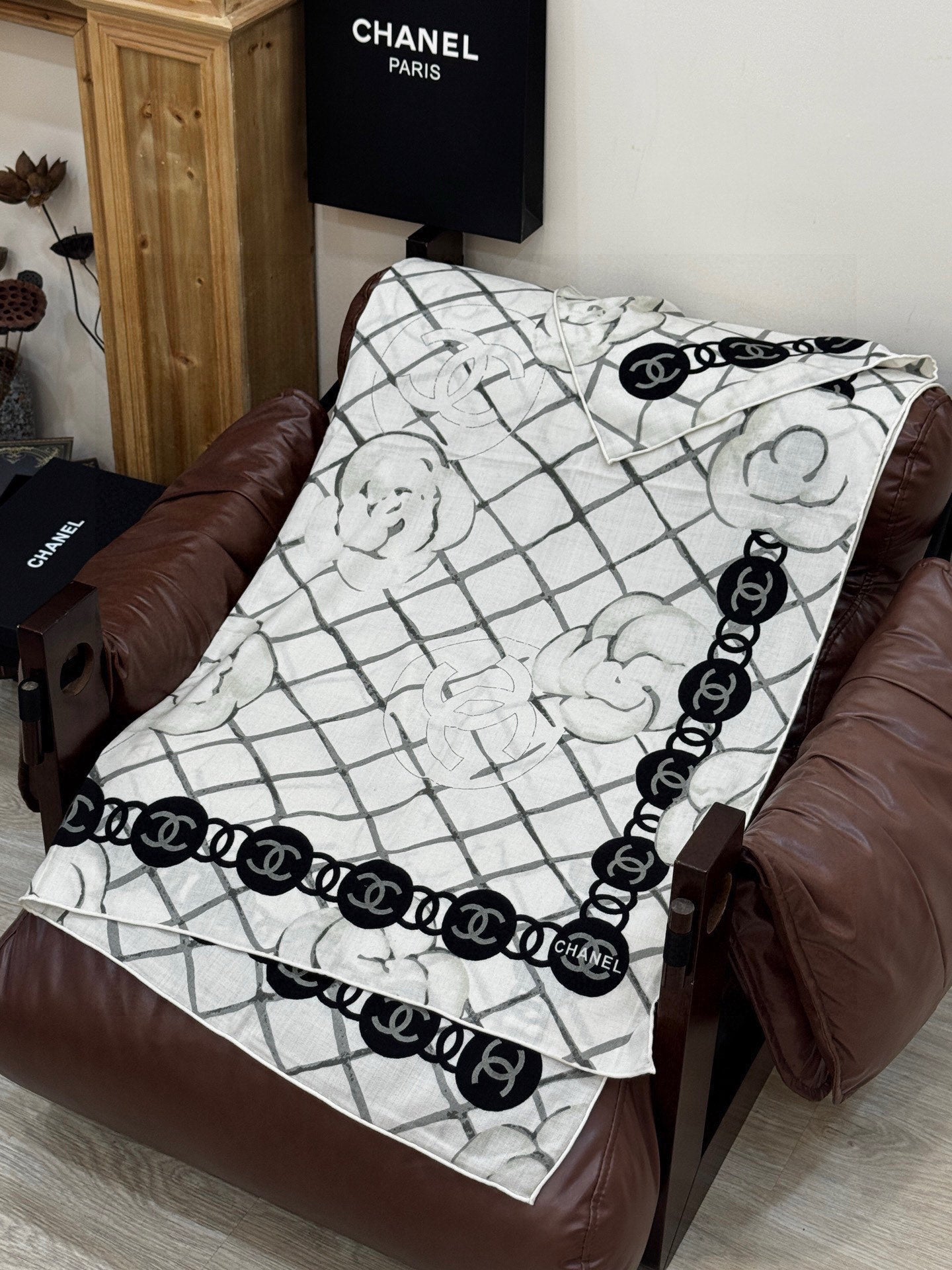 CC 25 Scarf 140cm Black White Cashmere 293218