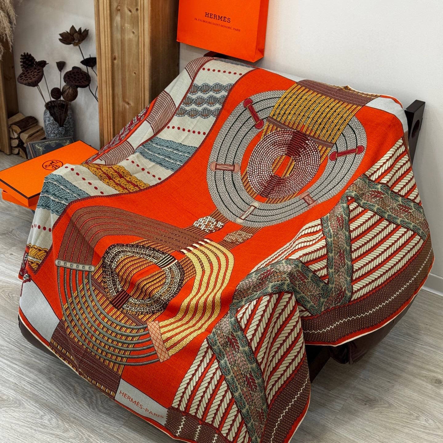 HM Dressage Tressage 140 CM Orange White Colorful Cashmere And Silk 293225