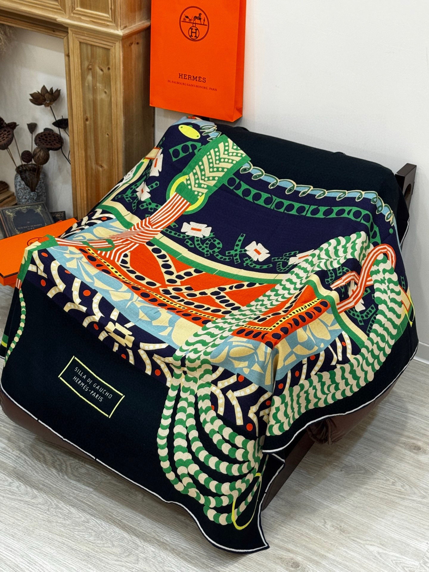 HM Dressage Tressage 140 CM Black Green Colorful Cashmere And Silk 293231