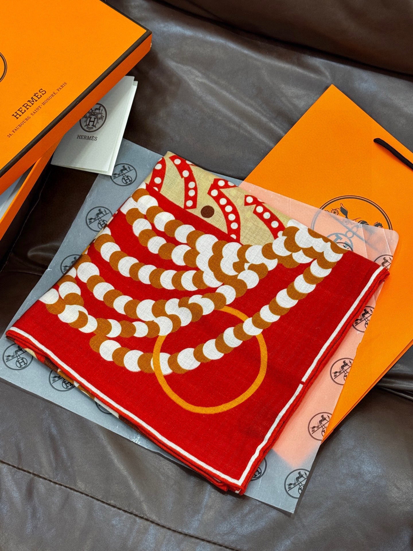 HM Dressage Tressage 140 CM Red Beige Colorful Cashmere And Silk 293232