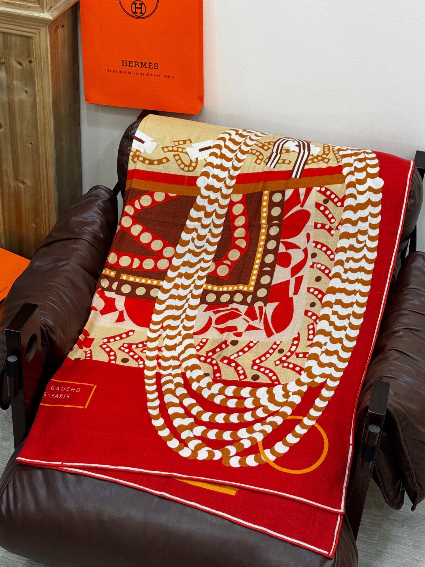 HM Dressage Tressage 140 CM Red Beige Colorful Cashmere And Silk 293232