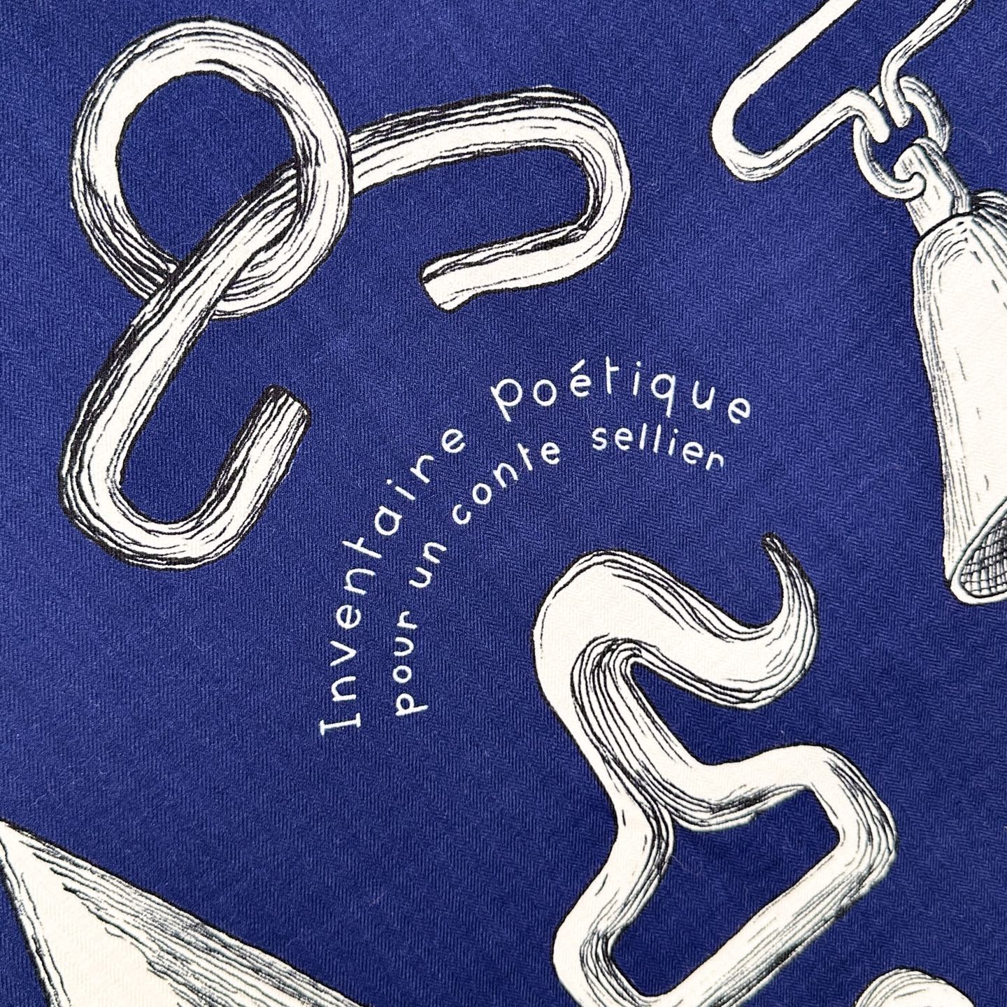 HM  Creative Origins Scarf 135CM Blue Cashmere Silk 969423