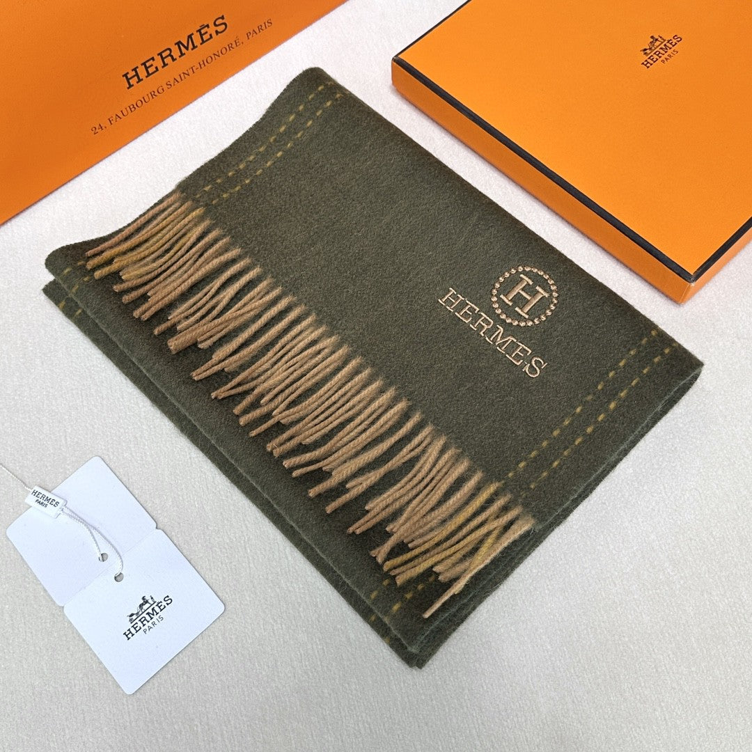 HM Scarf 190 CM Dark Green Wool 969437