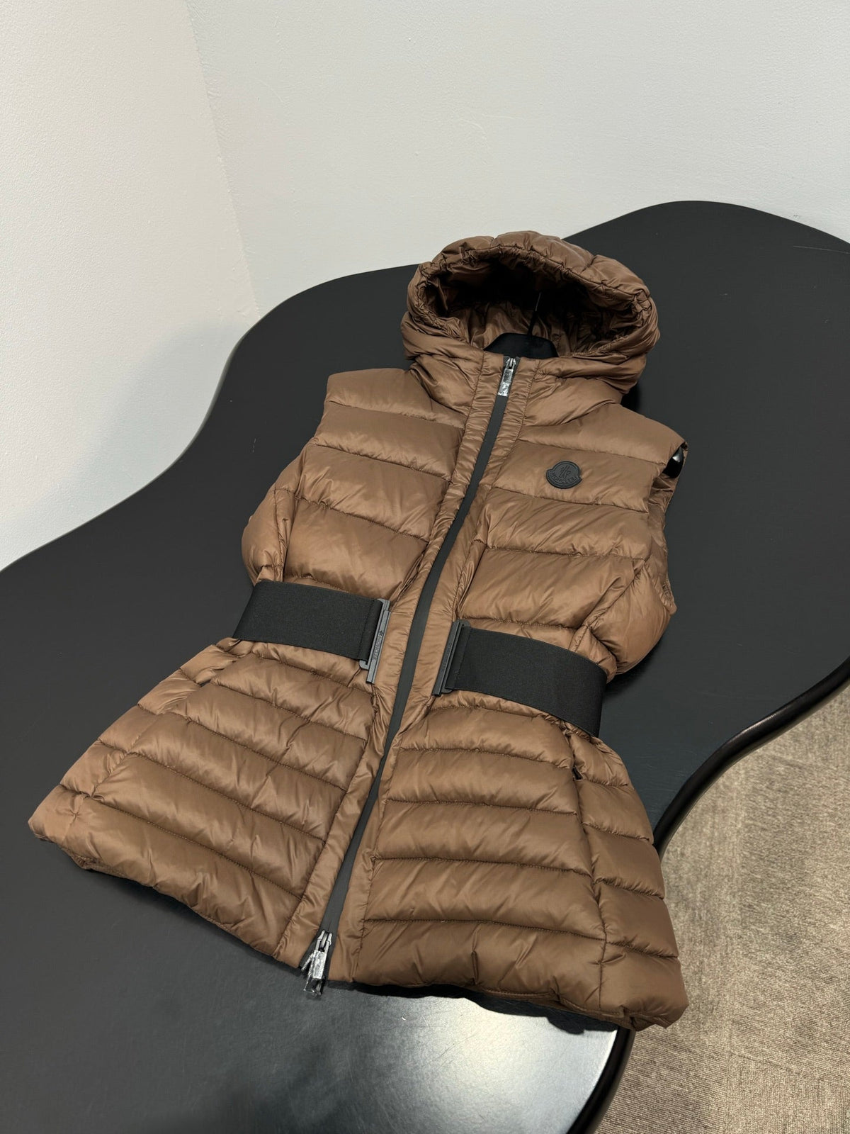Moncler 2026 Melia Hooded Vest Brown And Black Down Polyester