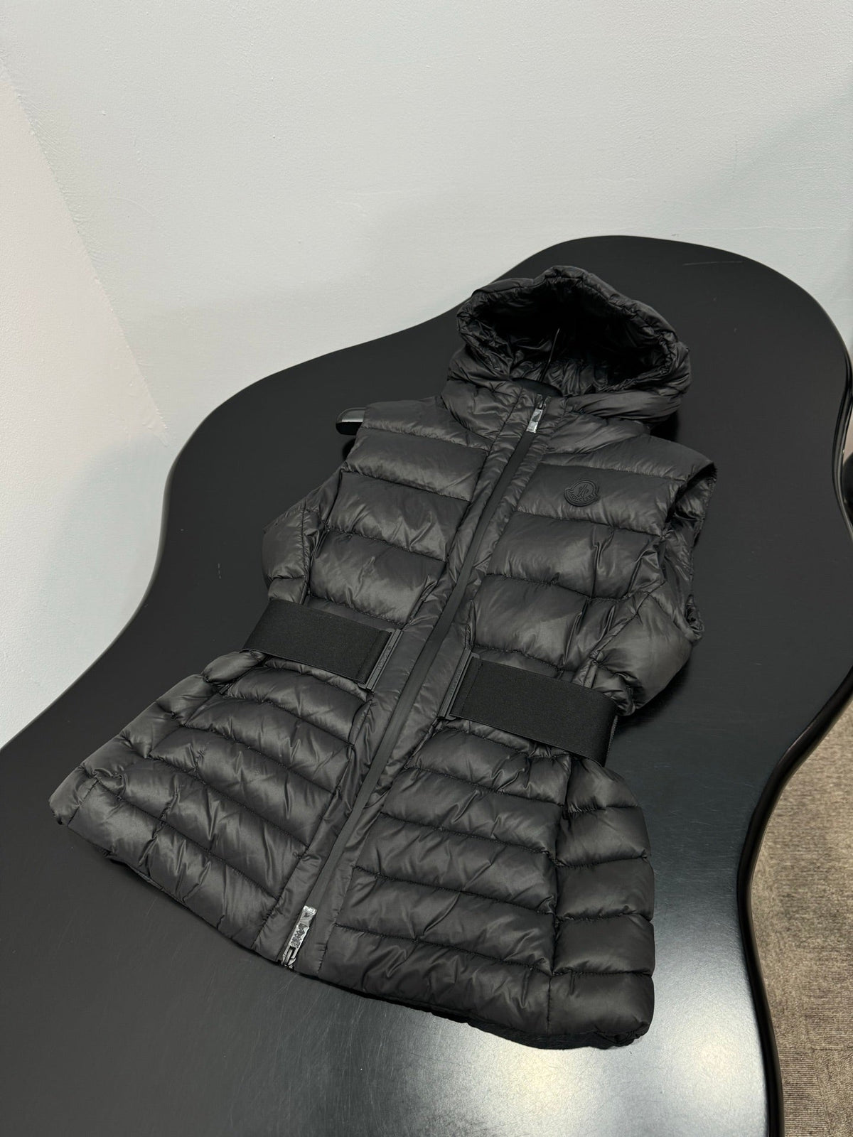 Moncler 2026 Melia Hooded Vest Brown And Black Down Polyester