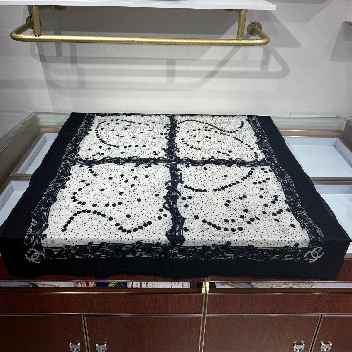 Chanel 2026 Logo Long Scarf 200cm Cashmere 213276