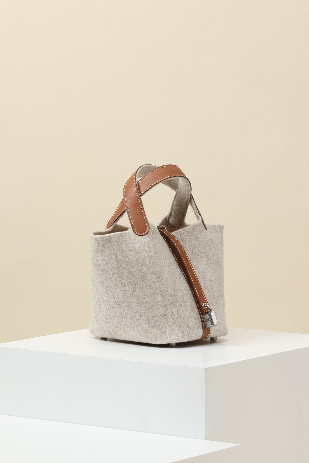 High-end Hermes 2026 Picotin Lock 19 Bag Felt And Swift Calfskin