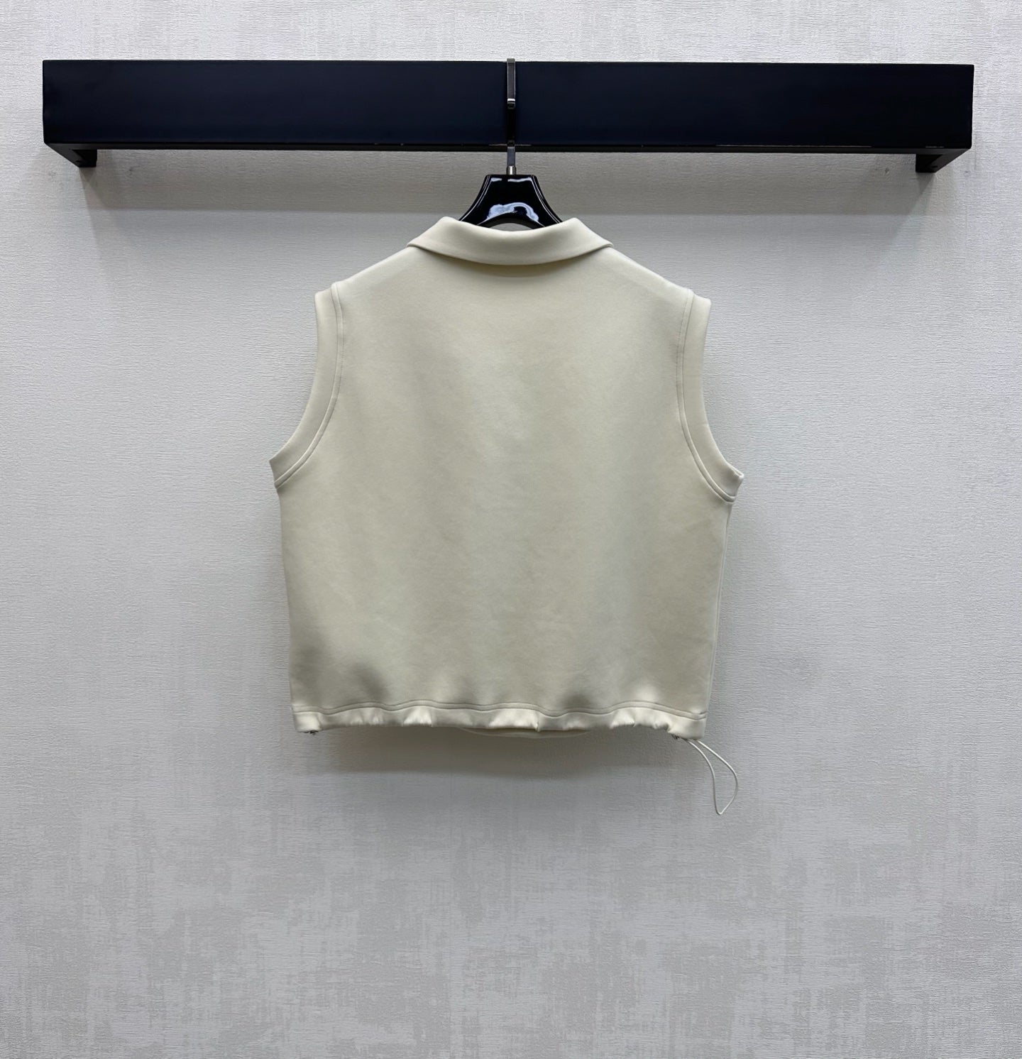 Chanel 2026 Vest And Shorts Set Cream Polyester 314910