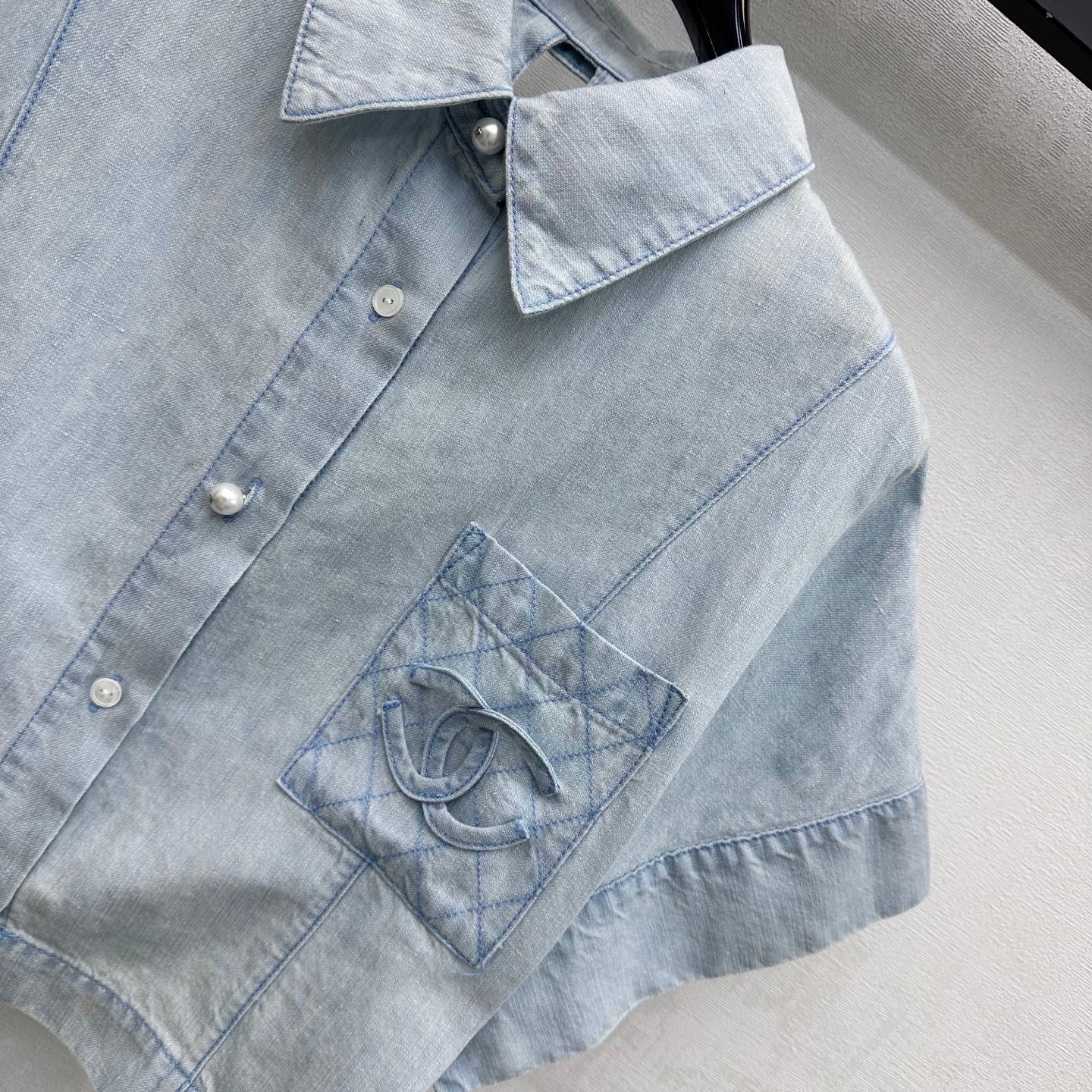 Chanel 2026 Demin Shirt Light Blue Cotton 636015