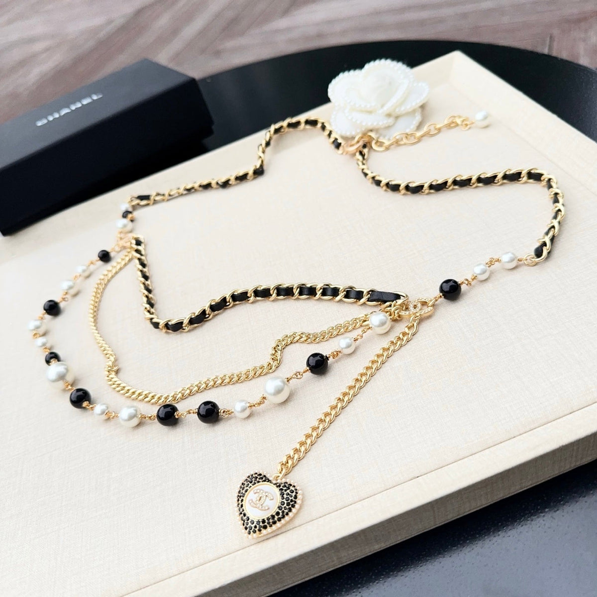 Chanel 2026 Multi-Layer Pearl Charm Belt 210473