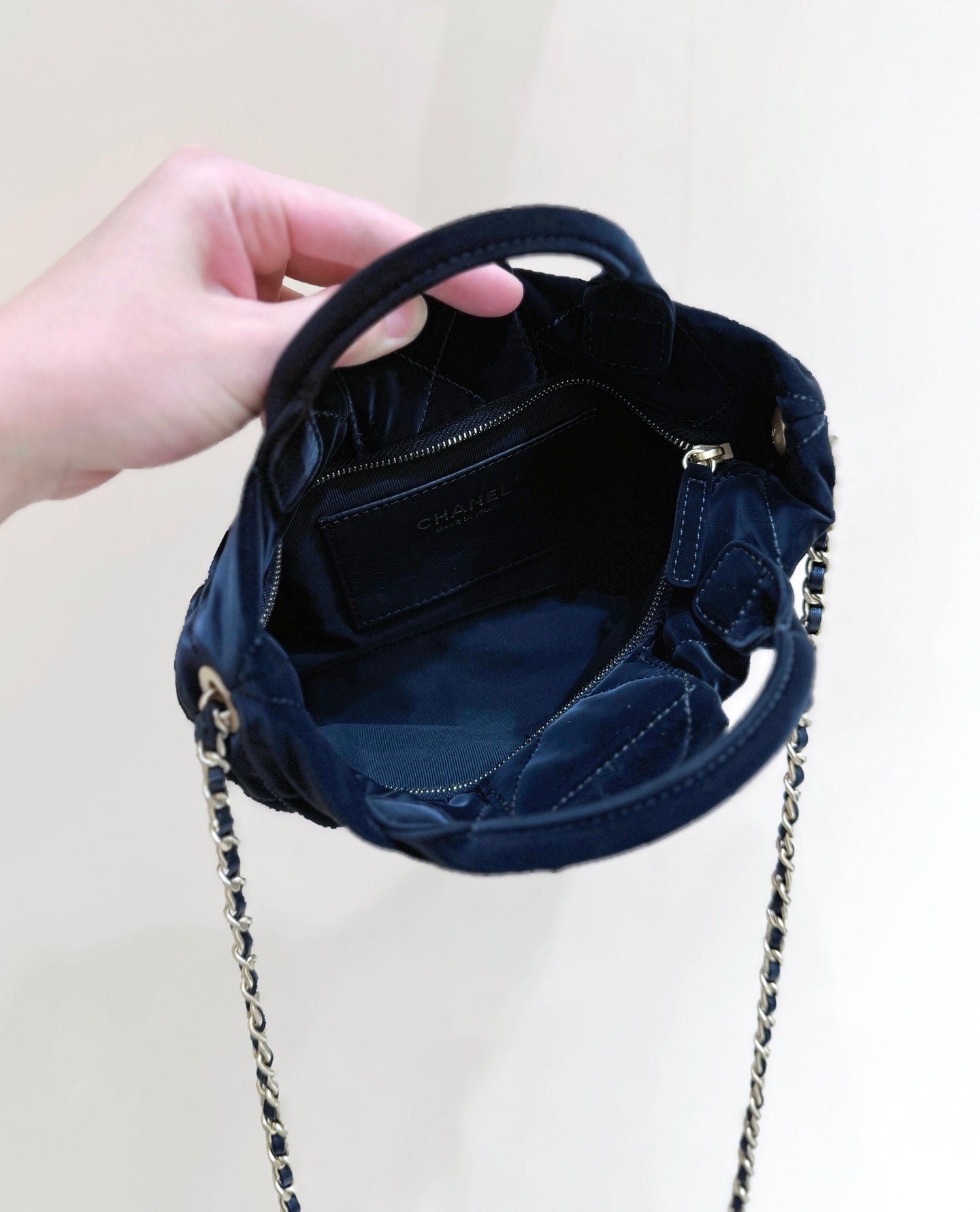 Chanel 2025 Bow Bag 26cm Black Velvet 346049