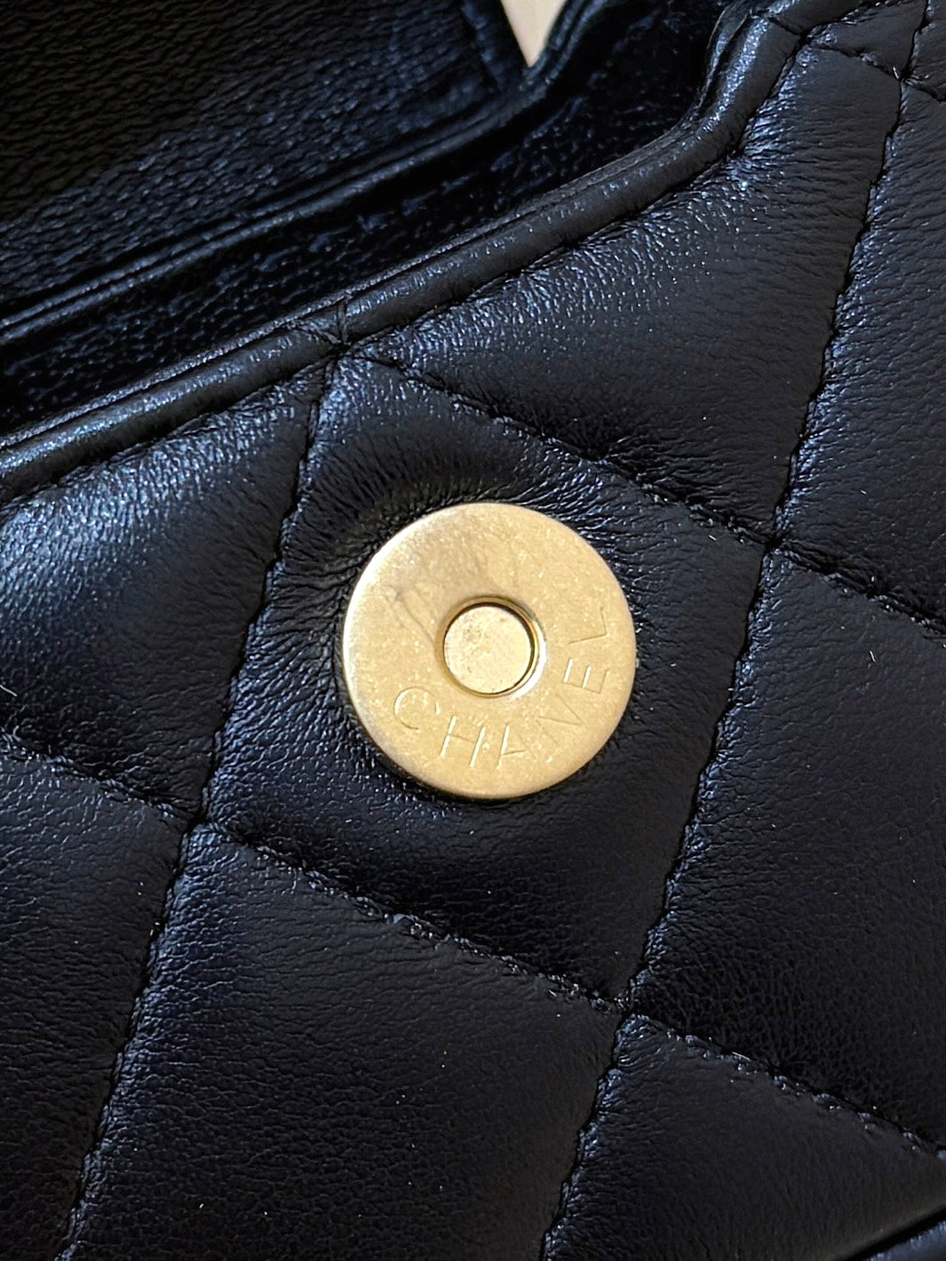 Chanel 25 Mini Kelly Bag Black 11cm Lambskin 347501