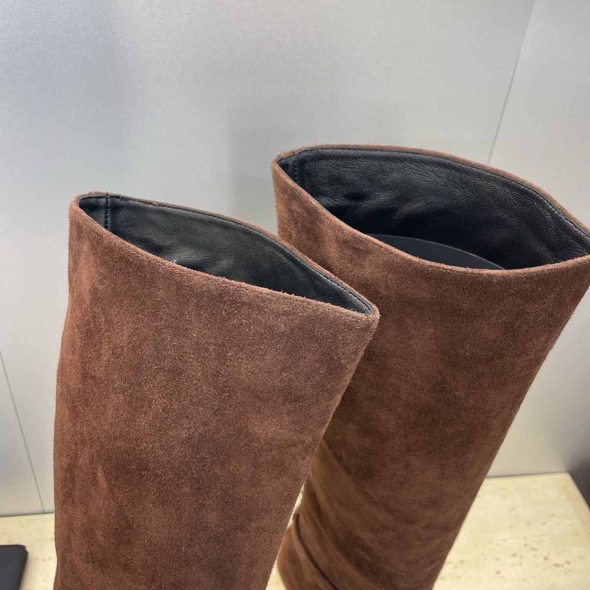 YSL 2025  High-Heeled Pointed-Toe Knee-High Rider Boot Brown Suede 574020