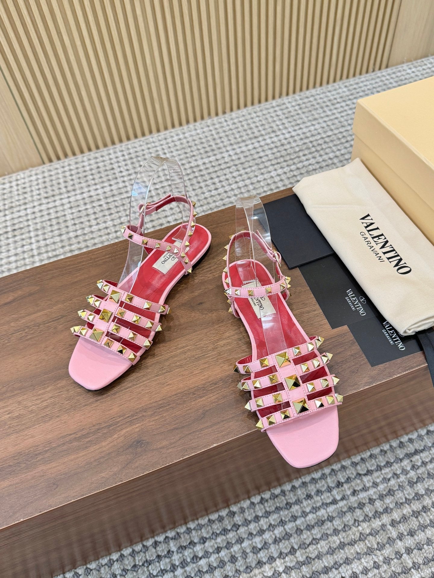 Valentino Garavani Rockstud Caged Calfskin Sandals 863321