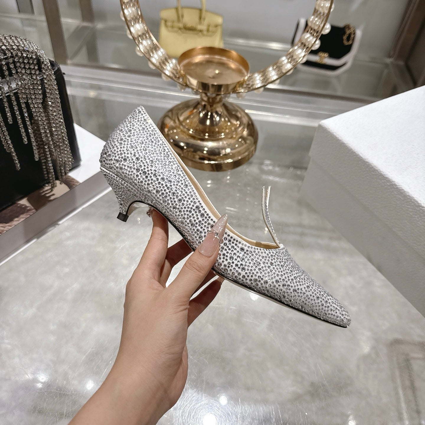 CD 26 Pump Light Gray Full Diamond Sheepskin 592199