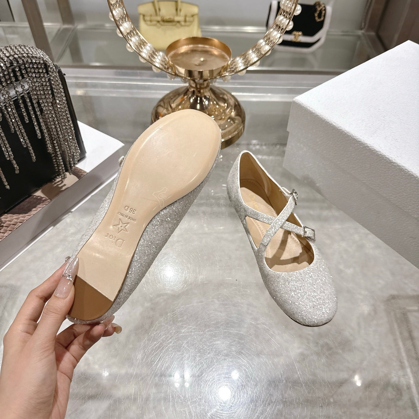 CD 26 Ballet Flats Metallic Silver Leather With Sequins 592214