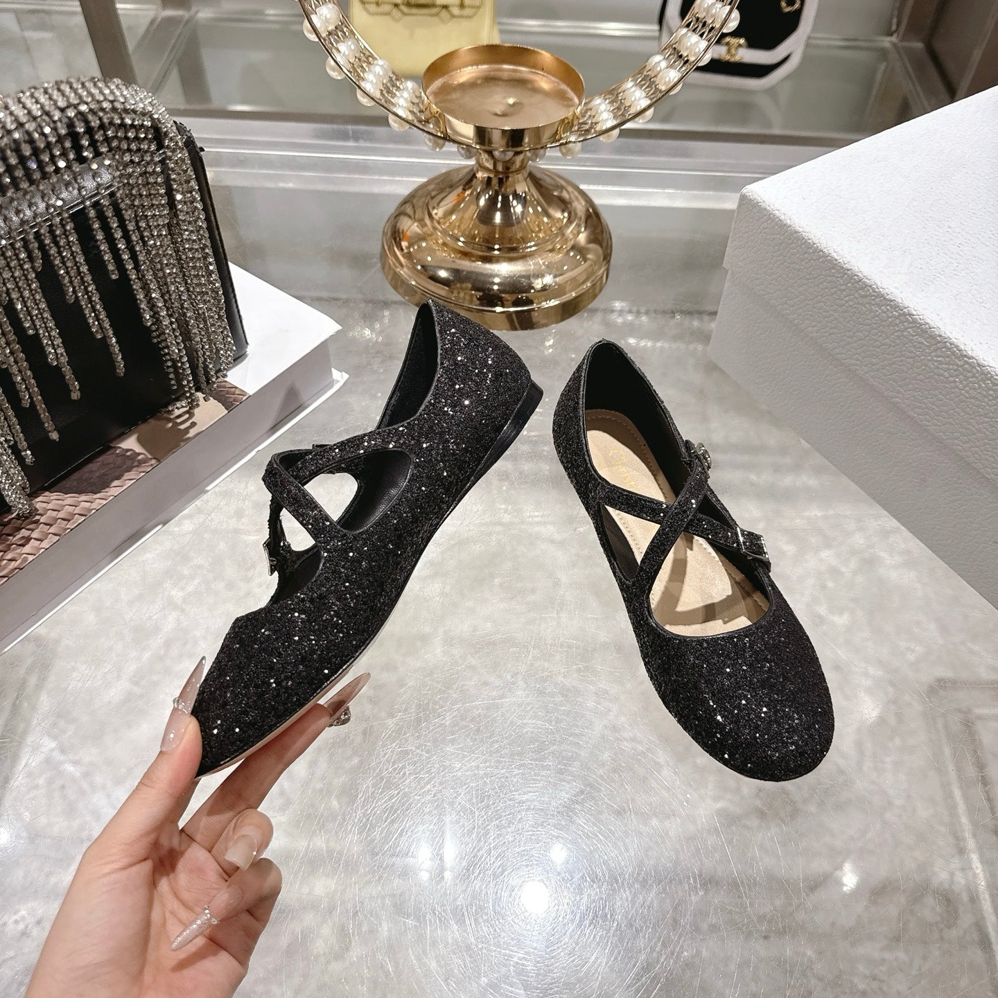 CC 26 Ballet Flats Black Leather With Sequins 592215