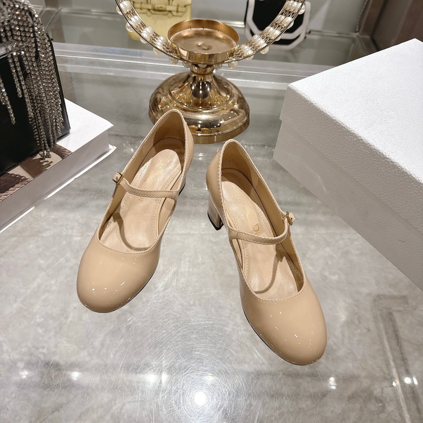 CD 26 Lolita High-Heeled 40 Beige Patent Leather 592219