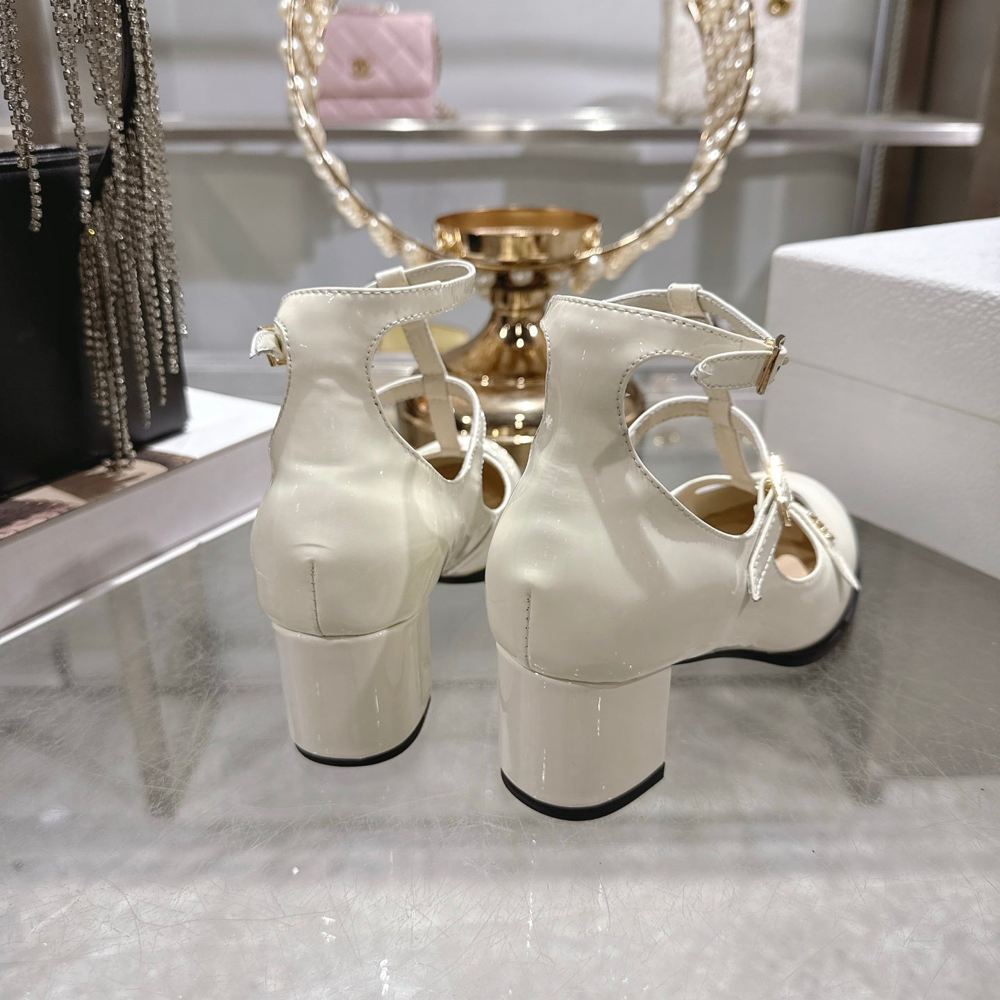 CD 26 Heel Mary Jane 40 Ivory Patent Leather 592224